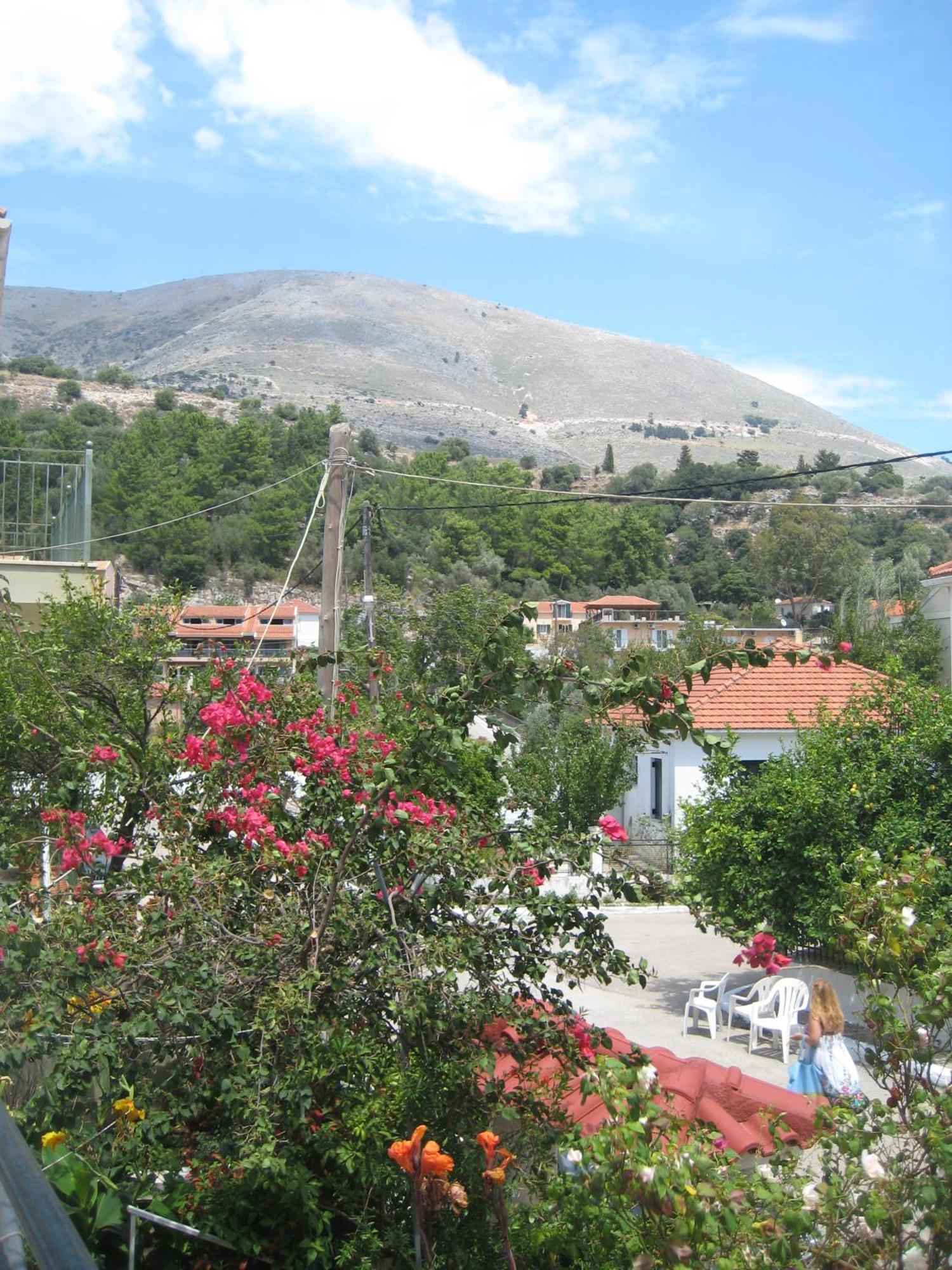 Giannos Apartments Agia Efimia Esterno foto